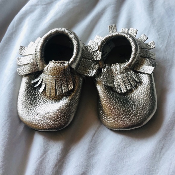 Size 1 & 2 Leather Moccasin combo (gold & silver) - Picture 2 of 7